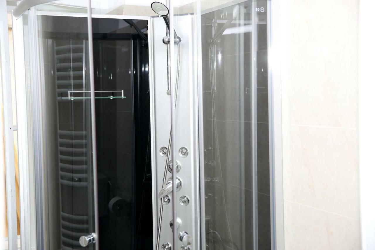 Schick Apartment Sibiu Dış mekan fotoğraf